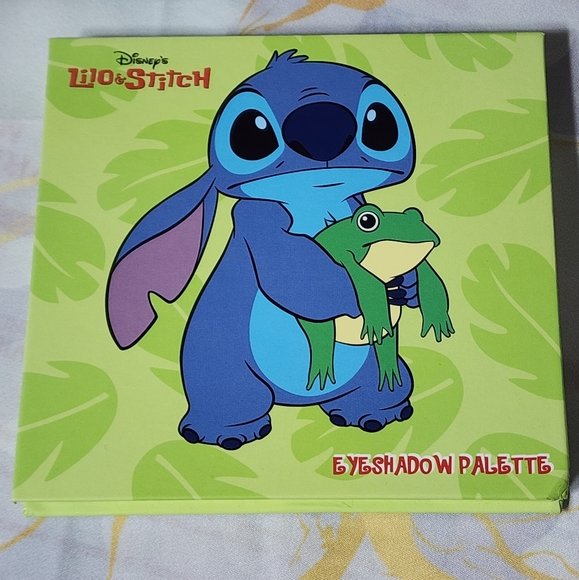 Disney Lilo & Stitch Frog 12 Eyeshadow Palette NEW - Picture 2 of 9